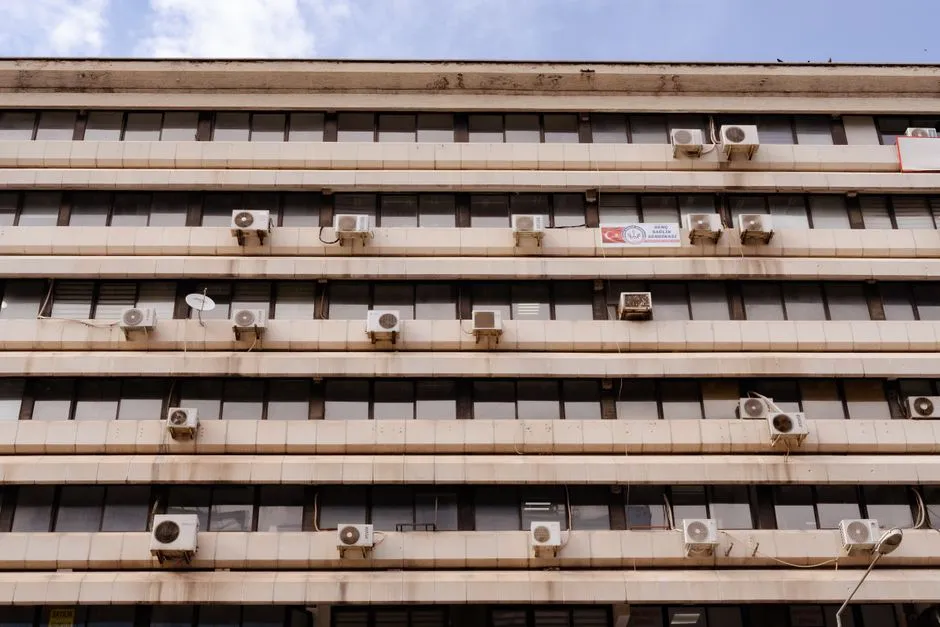 Repair vs Replace: Should Springfield Homeowners Fix an Aging AC in Fairfax County?